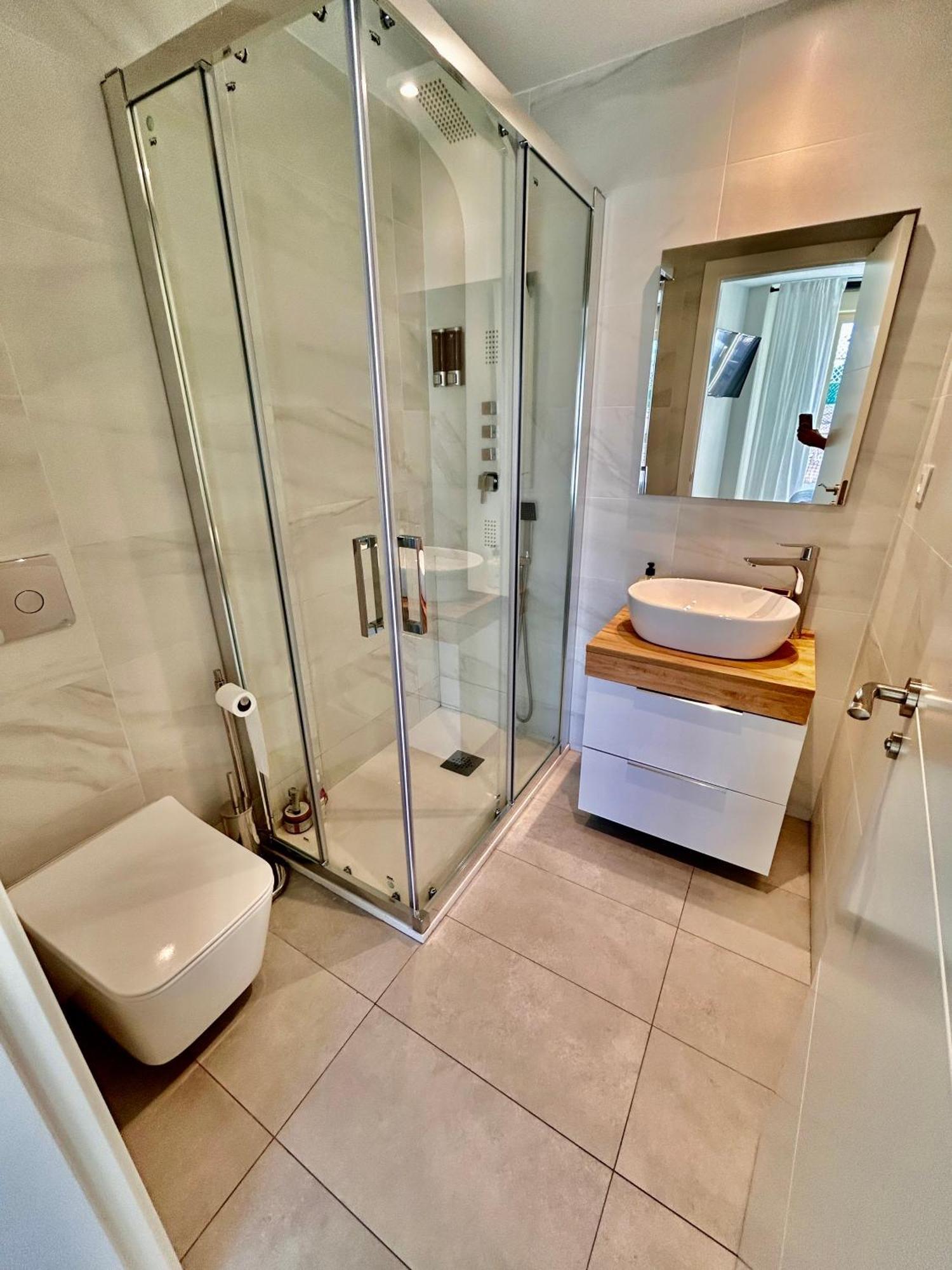 Moderno Apartamento Inteligente Madrid Kültér fotó
